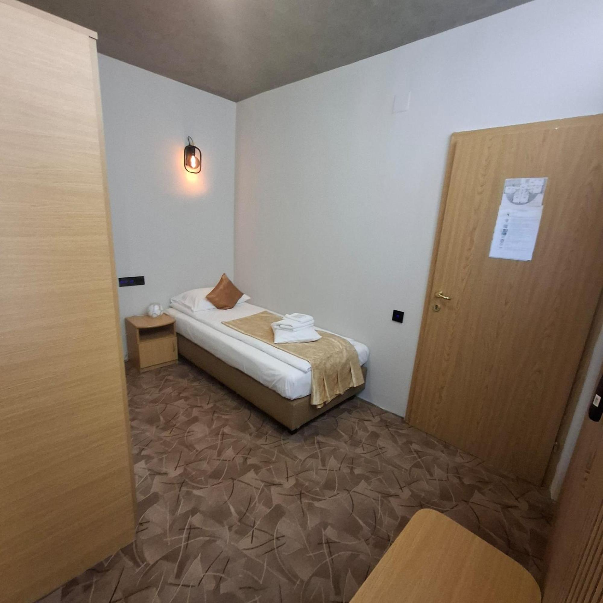 Guest house Pensiunea Warthe 3*